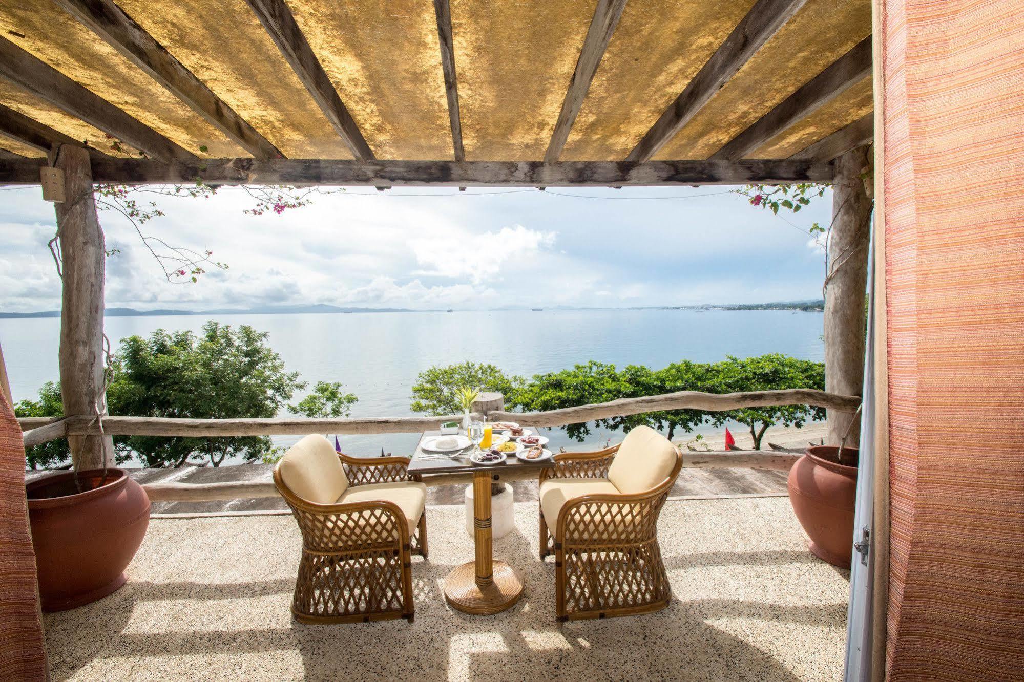 Almont Beach Resort Surigao Exterior photo