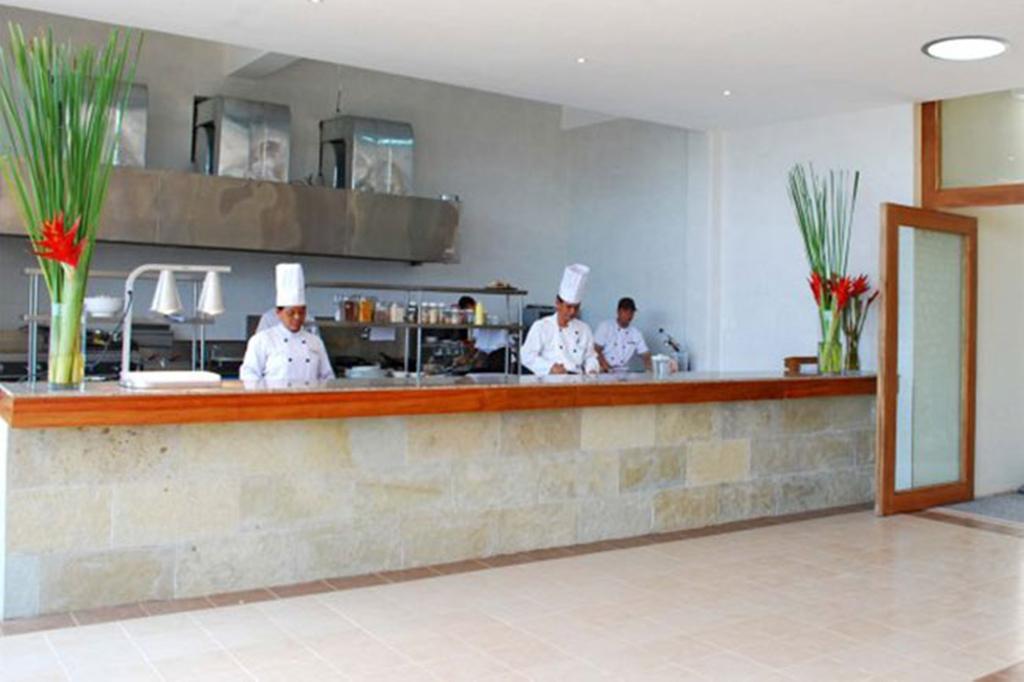 Almont Beach Resort Surigao Exterior photo