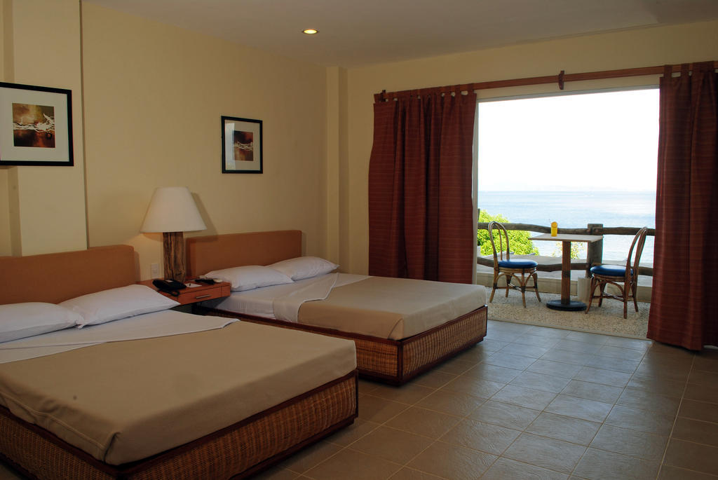 Almont Beach Resort Surigao Room photo