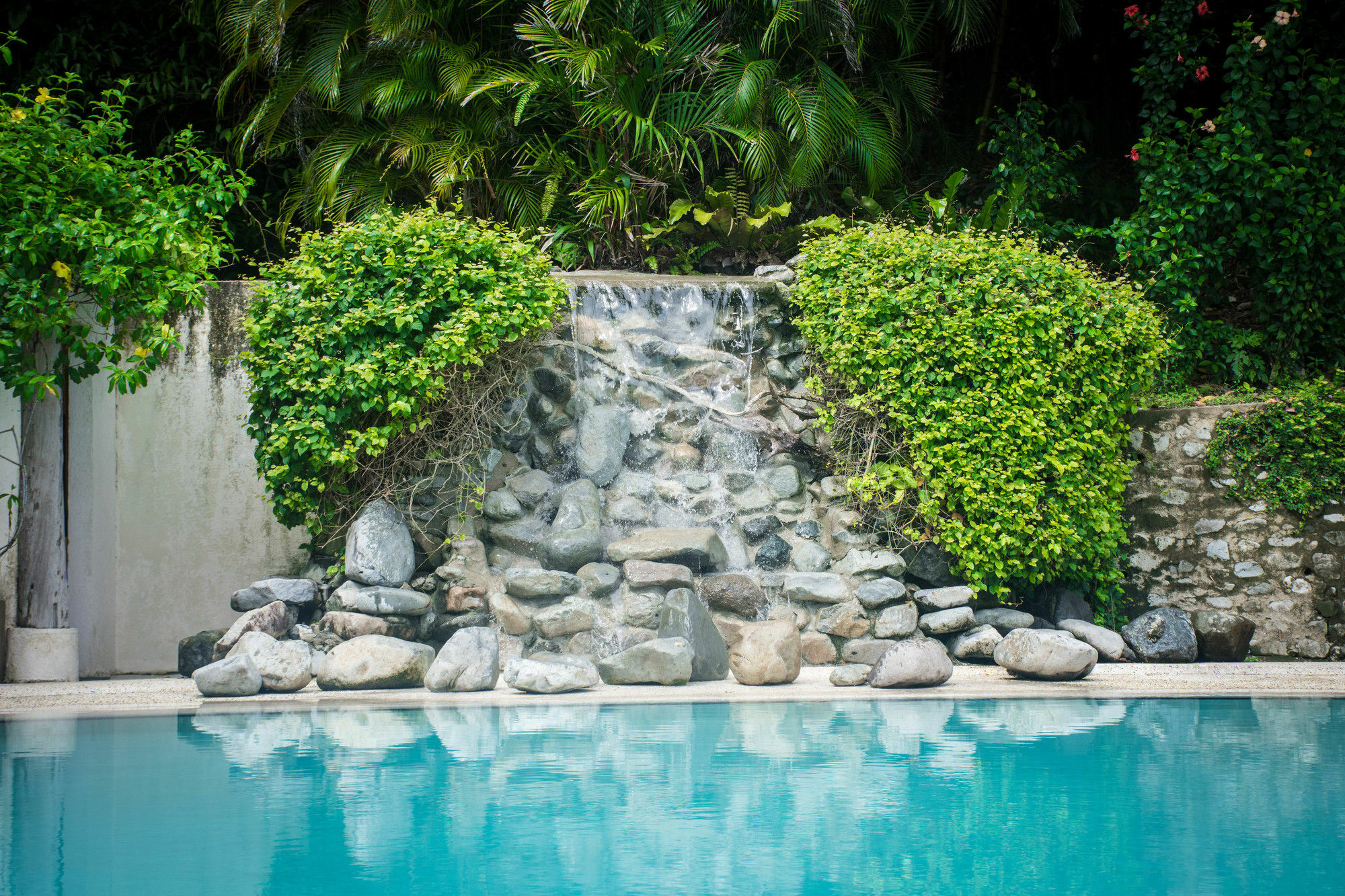 Almont Beach Resort Surigao Exterior photo